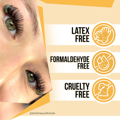 Strong Eyelash extension glue: Latex-free, formaldehyde-free, and cruelty-free formula for a safe and ethical application experience.